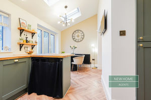 Photo 17- click for photo gallery